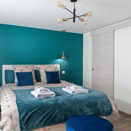 Apartment 4 Etoiles Ideal Pour Cure Thermale A Bains-les-bains,