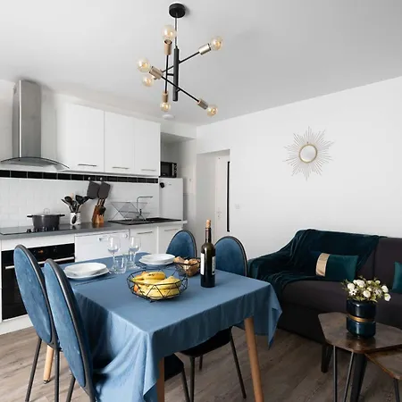 4 Etoiles Ideal Pour Cure Thermale A Bains-les-bains, Appartement