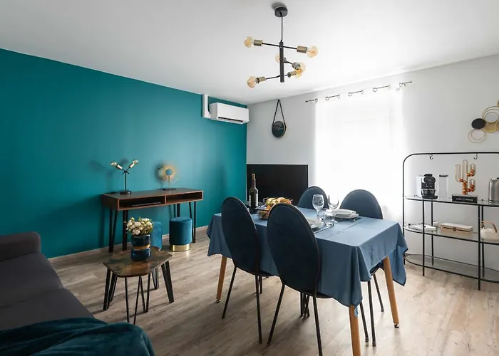 4 Etoiles Ideal Pour Cure Thermale A Bains-les-bains, Apartment