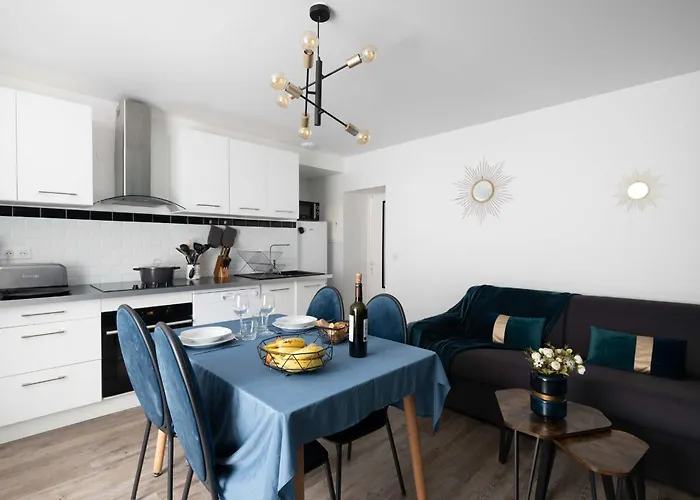 4 Etoiles Ideal Pour Cure Thermale A Bains-les-bains, Apartment