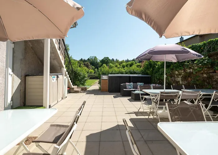 4 Etoiles Ideal Pour Cure Thermale A Bains-les-bains, Apartment